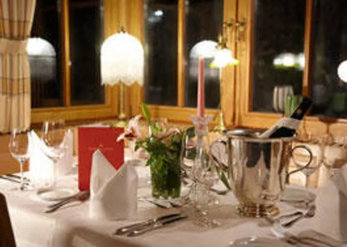 ゲストハウス Restaurant Cafe Rapp ケーニヒスフェルト・イム・シュヴァルツヴァルト