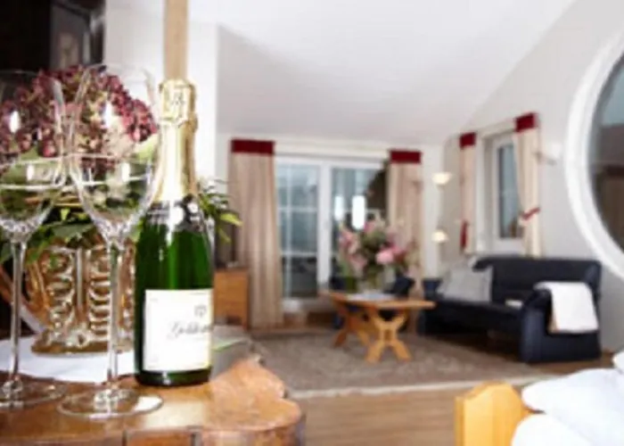 ゲストハウス Restaurant Cafe Rapp